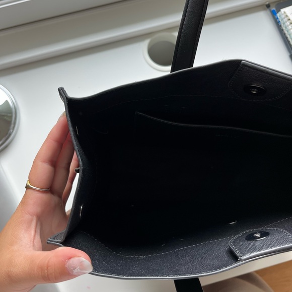 DKNY bag - Picture 5 of 6